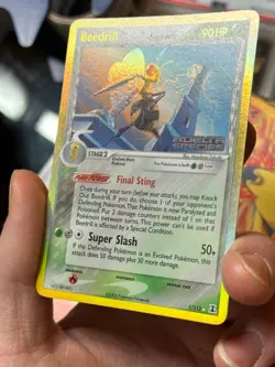 BEEDRILL [d] 1/113 EX Delta Species REVERSE HOLO RH STAMPED Pokemon TCG card NM+ - Image 3