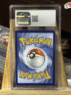 Lumineon V SWSH250 Pokemon TCG Sword Shield Promos CGC 8 NEAR MINT / MINT GRADED - Image 2