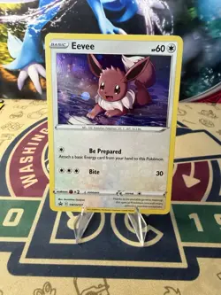 Eevee SWSH127 SWSH: Sword & Shield Promo Cards Holo - Image 1