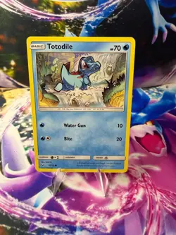 TOTODILE 18/73 SHINING LEGENDS Common Pokemon - Image 1