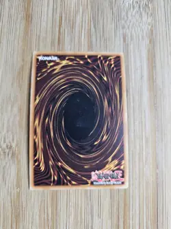 Yu-Gi-Oh! Celtic Guardian LOB-007 Super Rare (Excellent/LP) - Image 2