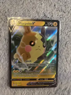Pokemon Morpeko V 037/072 Shining Fates - Image 1