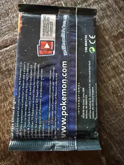 Pokemon TCG Hidden Fates Booster Pack - SEALED - Legendary Birds Art - 2019 - Image 2