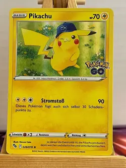 Pikachu 028/078 Pokemon GO Holo Deutsch NM Pokemon - Image 1
