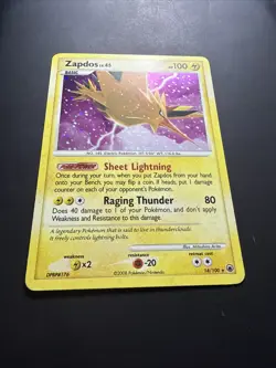 2008 Pokemon Diamond & Pearl Majestic Dawn Zapdos Holo #14/100 - Image 2
