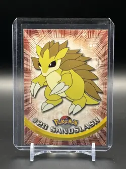 Sandslash #28 - Pokemon Topps - Green Logo - Image 1