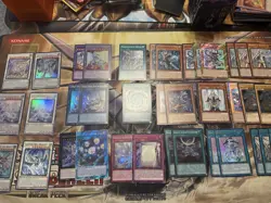 Yu-Gi-Oh Blue-Eyes White Dragon Deck With Extras - Image 1