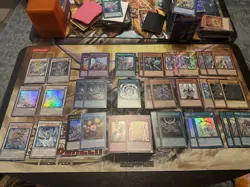 Yu-Gi-Oh Blue-Eyes White Dragon Deck With Extras - Image 2