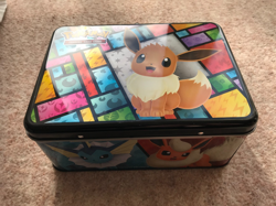 Eevee Lunchbox Tin Pokemon Vaporeon Jolteon Flareon Collector Chest Pokemon Card - Image 4