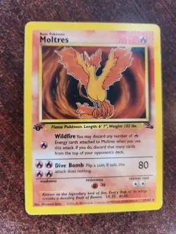 Moltres 1st Edition Fossil Pokemon Card Vintage WOTC - Image 1