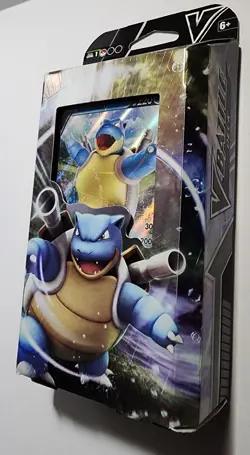 Pokemon TCG: Sword & Shield Blastoise V Battle Deck - NEW - SEALED - Image 2