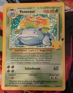 Venusaur 015/102: 25th Anniversary Holo Rare 2021 Classic Collection. NM Pokemon - Image 1