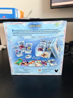 DISNEY LORCANA TCG: WINTERSPELL ILLUMINEER'S TROVE BOX New - Image 3