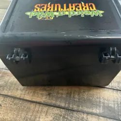 Weird N Wild Creatures Storage Box W/ 302 Large Cards Only 3 Duplicates EUC - Image 4