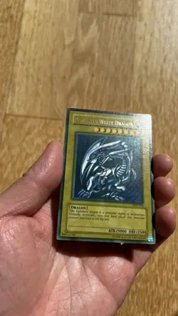 Yu-Gi-Oh! Blue-Eyes White Dragon, Faded, SDK-001, Ultra Rare - Image 3