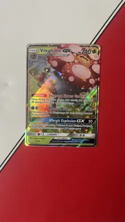 Pokemon TCG Vileplume GX Sun & Moon Cosmic Eclipse 4/236 Holo Ultra Rare - Image 1