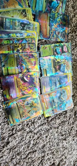 Small Lot Of 120 Pokemon Trading Card Holo Cards Charizard And More - Image 3