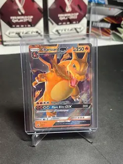 Charizard GX SM211 Ultra Rare Pokemon Sun & Moon Promo Card NM/M - Image 1