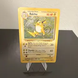 Wizards of the Coast Pokemon TCG Raichu 14/102 Base Set Holo Rare EN 1999 - Image 1