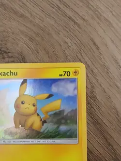 Pokemon TCG Pikachu SM183 Black Star Promo - Image 4