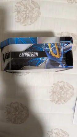 Pokemon 2021 Summer V Strikers Tin, Center Seal As Opposed To Full Seal 820650809552 - Image 3