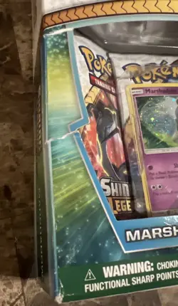 Pokemon Shining Legends Pin Collection Marshadow Sealed New In Box NIB - Image 3