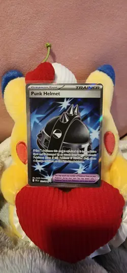 Pokemon Punk Helmet #121/094 NM English Phantasmal Flames - Image 1