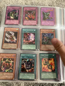 Yugioh Vintage 90s Cards Binder Collection (over 300 Cards) Huge Lot - Image 4