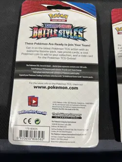 🚨New Pokemon TCG Battle Styles Collectors Chest Tin Lunchbox Spring 2021🚨 Lot - Image 3