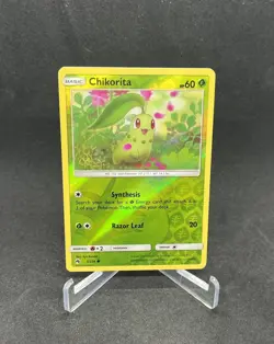 CHIKORITA 5/214 Reverse Holo Common Sun & Moon Lost Thunder Pokemon Card NM-LP - Image 1