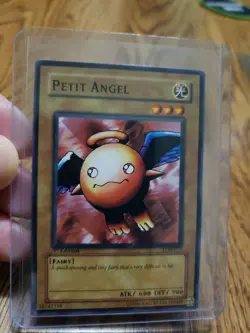 Yugioh LOB-025 Petit Angel 1st Ed Legend Of Blue Eyes Darker Color Variation NM - Image 1