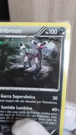 Pokemon Umbreon XY Black Star Promo XY96 Holo Portuguese LP/NM (WITH 2 SWIRLS) - Image 2