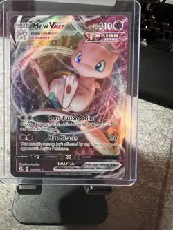 The Pokemon Company Mew VMAX 114/264 Fusion Strike Ultra Rare Holo EN 310HP - Image 1
