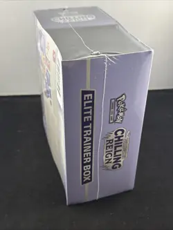 Pokemon Sword & Shield Chilling Reign Elite Trainer Box ETB Sealed - Image 5