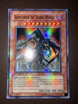 Yu-Gi-Oh! Sorcerer Of Dark Magic -DPYG-EN010- Super Rare - 1st Edition DAMAGED! - Image 2