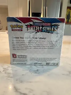 Pokemon TCG: Sword & Shield - Battle Styles Booster Box (36 Card Packs) 820650818189 - Image 3