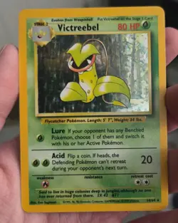 Pokemon TCG Victreebel Holo Rare Card 14/64 No Symbol Error - Image 1
