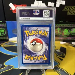 Dark Charizard 21/82 non holo - PSA 8 - Pokemon Cards WOTC Team Rocket set 2000 - Image 2