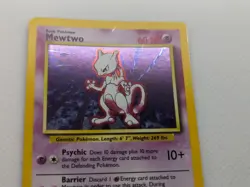 Pokemon TCG Mewtwo Base Set 10/102 Holo Unlimited Holo Rare - Image 4