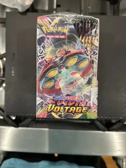 Pokemon TCG Sword & Shield Vivid Voltage Booster Box New Sealed - Image 5