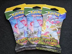 Pokemon TCG Sword And Shield Evolving Skies Sleeved Booster Pack x3 - Image 1