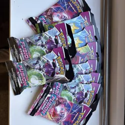 Pokemon TCG Sword & Shield Fusion Strike Sleeved Booster Pack X 10 - Image 1