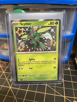 Pokemon Scyther 095/091 SV: Paldean Fates Holo Shiny Rare EN 80HP - Image 1
