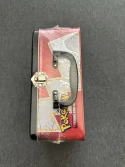 Pokemon Celebrations 25th Anniversary Collectors Chest Lunch Box Tin Sealed Z2 820650809415 - Image 3