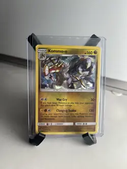 1x Kommo-o 77/111 RARE REVERSE HOLO Crimson Invasion Pokemon TCG Card - Image 1