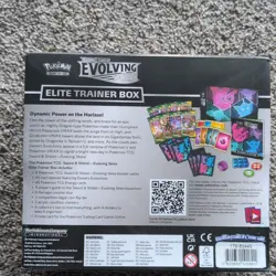 Pokemon Evolving Skies ETB English 2021 - Image 2