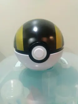 Pokemon - 1x ULTRA BALL Pokeball 2020 Empty Summer tin No packs with coin - Image 1