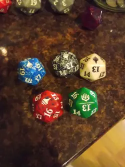 MTG Spindown Dice Life Counter Set x 5 - Game Night Planeswalker - All 5 Colors - Image 1