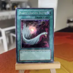 Yugioh - Harpie's Feather Duster - SDD-003 - Secret Rare - NM - Image 1