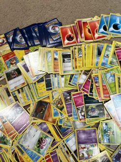 LOT Of Pokemon TCG Trading Cards 636996769661 - Image 5